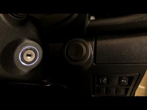 Toyota Hilux 2.4GD-6 single cab 4x4 Raider auto - Image 16