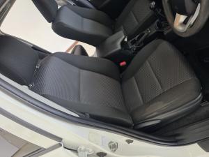 Toyota Hilux 2.4GD-6 double cab 4x4 SRX - Image 12