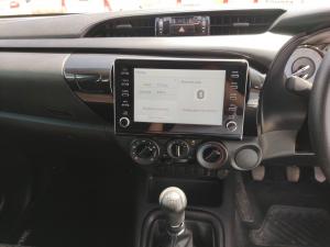 Toyota Hilux 2.4GD-6 double cab Raider manual - Image 15