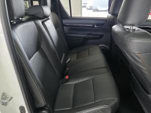 Toyota Hilux 2.8GD-6 double cab 4x4 Legend 50 auto - Image 18