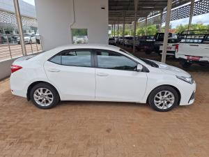 Toyota Corolla 1.6 Prestige - Image 3