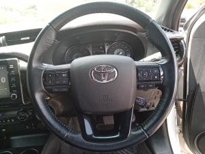 Toyota Hilux 2.8GD-6 double cab 4x4 Legend auto - Image 8