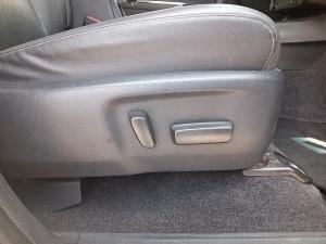 Toyota Hilux 2.8GD-6 double cab 4x4 Legend auto - Image 17