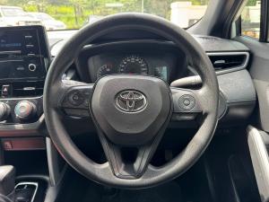 Toyota Corolla Cross 1.8 Xi - Image 8