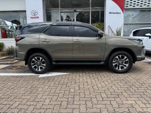 Toyota Fortuner 2.4GD-6 auto - Image 3