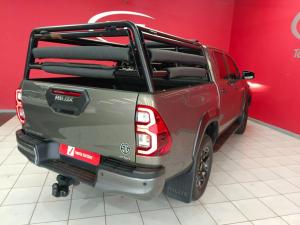 Toyota Hilux 2.8 GD-6 RB Legend 4X4 automaticD/C - Image 2