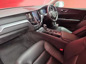 Volvo XC60 D4 Momentum Geartronic AWD - Image 7