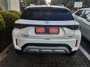 Toyota Starlet Cross 1.5XR automatic - Image 5