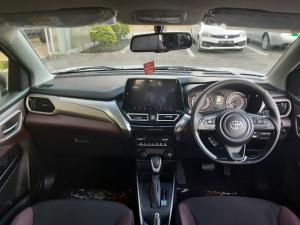 Toyota Starlet Cross 1.5XR automatic - Image 6