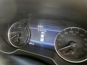 Nissan Navara 2.5DDTI Stealth automatic - Image 5