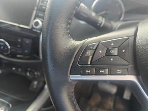 Nissan Navara 2.5DDTI Stealth automatic - Image 9
