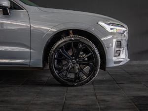 Volvo XC60 B5 AWD Essential - Image 5