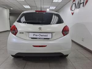 Peugeot 208 1.2 Active - Image 4