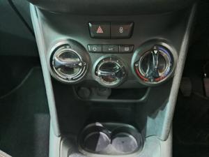Peugeot 208 1.2 Active - Image 8