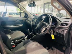 Mitsubishi Triton 2.4DI-D double cab GL - Image 7
