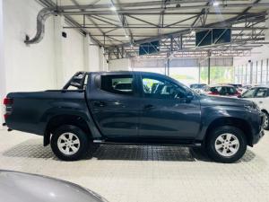 Mitsubishi Triton 2.4DI-D double cab GL - Image 9