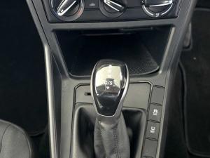 Volkswagen Polo sedan 1.6 auto - Image 14