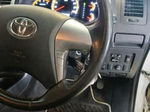 Toyota Hilux 3.0D-4D double cab 4x4 Raider Legend 45 auto - Image 18