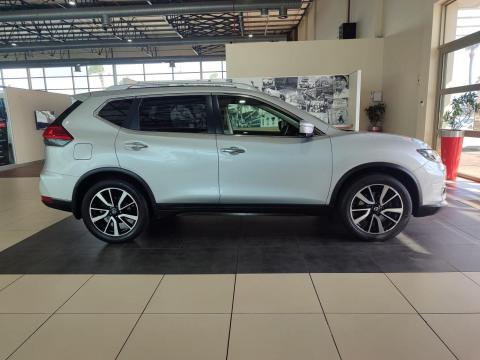Image Nissan X-Trail 2.5 4x4 Acenta Plus