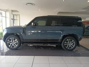 Land Rover Defender 110 D350 X-Dynamic HSE - Image 16