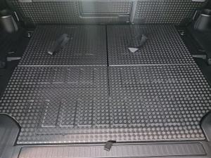 Land Rover Defender 110 D350 X-Dynamic HSE - Image 4