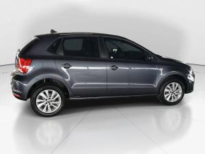 Volkswagen Polo Vivo hatch 1.6 Life - Image 8