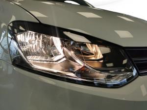 Volkswagen Polo Vivo hatch 1.6 Life - Image 18