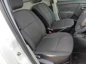 Nissan NP200 1.6i safety pack (aircon) - Image 10