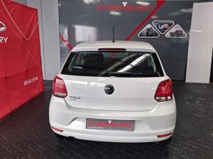 Volkswagen Polo Vivo hatch 1.6 Comfortline auto - Image 5