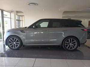 Land Rover Range Rover Sport D350 Dynamic HSE - Image 11