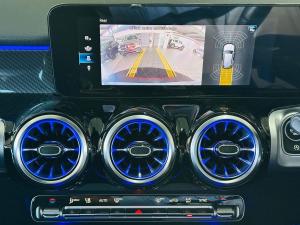 Mercedes-Benz GLB GLB220d 4Matic Progressive - Image 8
