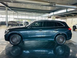 Mercedes-Benz GLC GLC300d 4Matic Avantgarde - Image 11