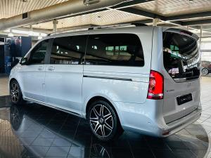 Mercedes-Benz V-Class V300d Exclusive - Image 15