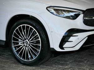 Mercedes-Benz GLC GLC300d coupe 4Matic Avantgarde - Image 17