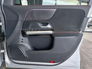 Mercedes-Benz GLA GLA200 Progressive - Image 13