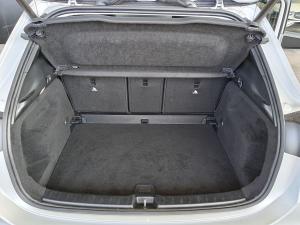 Mercedes-Benz GLA GLA200 Progressive - Image 17