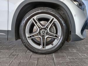 Mercedes-Benz GLA GLA200 Progressive - Image 6