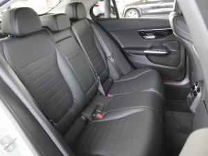 Mercedes-Benz C-Class C200 Avantgarde - Image 16