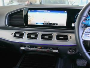 Mercedes-Benz GLE GLE300d 4Matic - Image 11