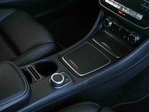 Mercedes-Benz GLA GLA200 auto - Image 9