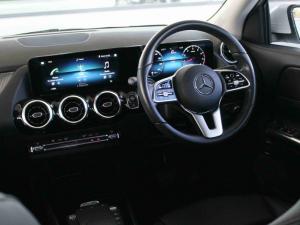 Mercedes-Benz GLA GLA200 - Image 15
