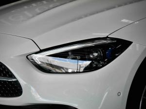 Mercedes-Benz C-Class C220d Avantgarde - Image 6