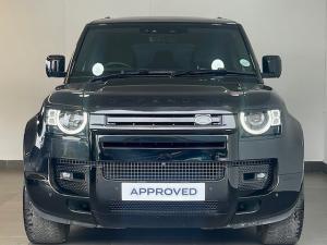 Land Rover Defender 110 D300 X-Dynamic HSE - Image 17