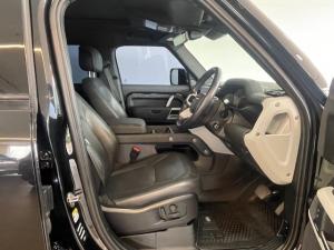 Land Rover Defender 110 D300 X-Dynamic HSE - Image 18