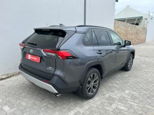 Toyota RAV4 2.0 GX-R AWD - Image 2