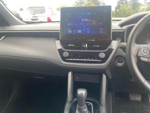 Toyota Corolla Cross 1.8 HEV XS - Image 14