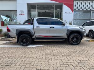 Toyota Hilux 2.8GD-6 double cab 4x4 GR-Sport - Image 3