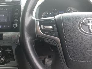 Toyota Land Cruiser Prado 4.0 VX-L - Image 9