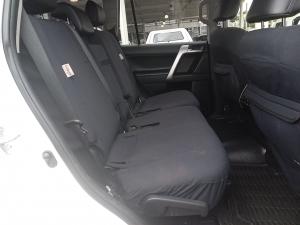 Toyota Land Cruiser Prado 4.0 VX-L - Image 16