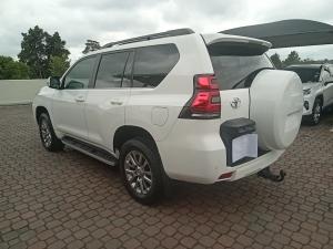 Toyota Land Cruiser Prado 4.0 VX-L - Image 21